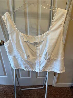 SHEIN White Lace-Trim Button Front  Crop Top PTP22”L17”
